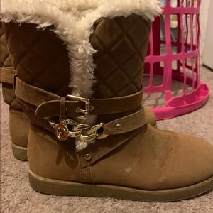 Guess boots